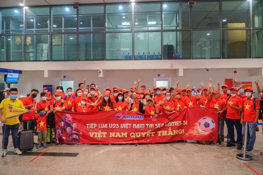 Vietravel thưởng "nóng" Đội tuyển Bóng đá nam & nữ Việt Nam vé du lịch Hàn Quốc miễn phí cùng Thẻ Platinum thành viên trọn đời